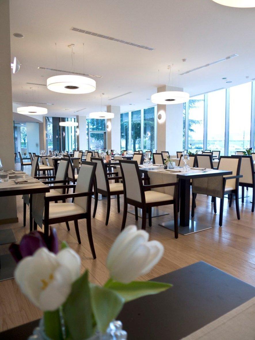 Best Western Plus The Hub Hotel Mediolan Restauracja zdjęcie